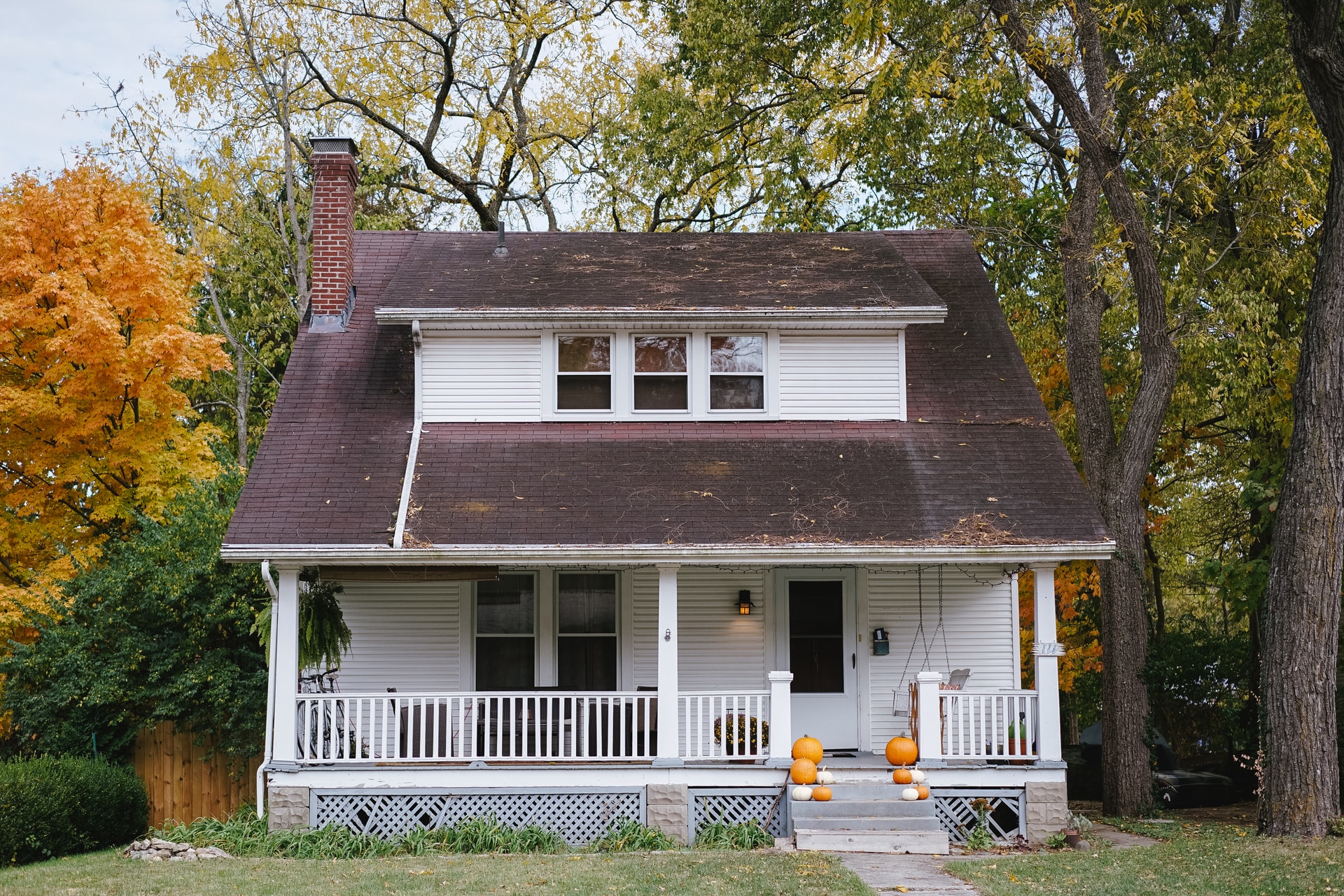 Photo of the front of an older house by Phil Hearing on Unsplash